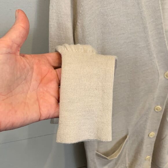 J. Crew Women's Light Cream Cardigan Sweater 100% extra fine merino wool small - Picture 6 of 8